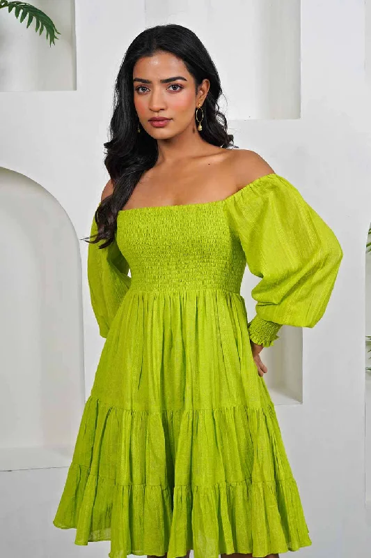 Trendy And Individual Women's Fashion Green Off-Shoulder Smocked Dress