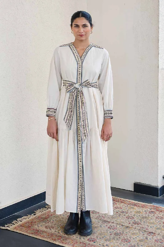 Unbeatable Deals White Hand-Painted Dress