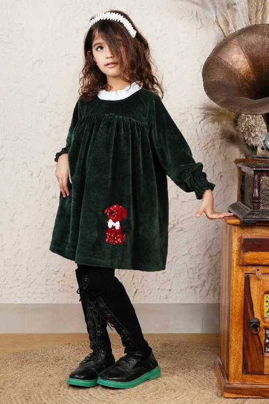 Signature Style Essentials Velvet Paw Stitch Dress