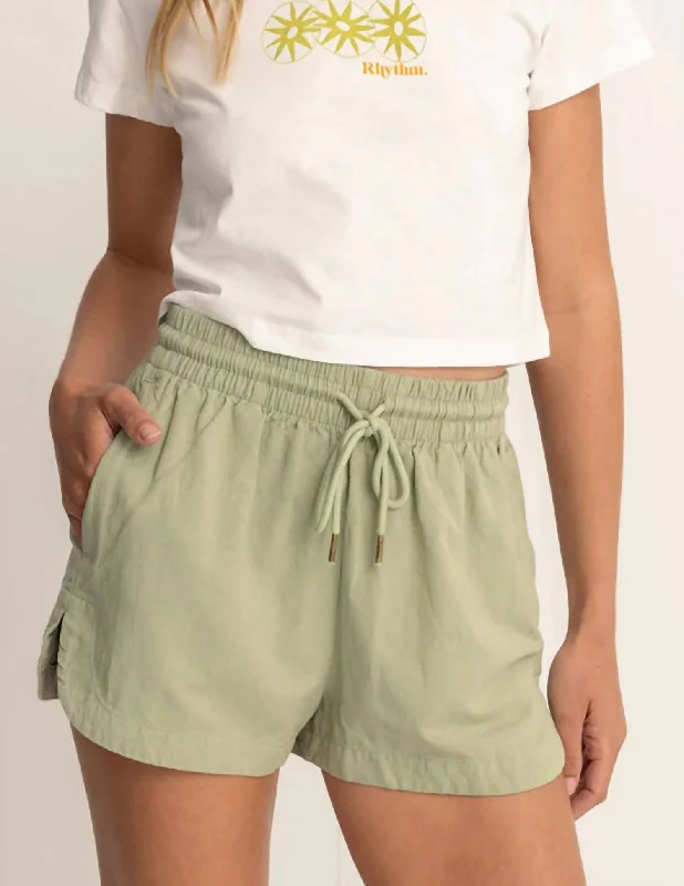 Astrid Elasticated Short In Palm Comfortable Outfit For Women