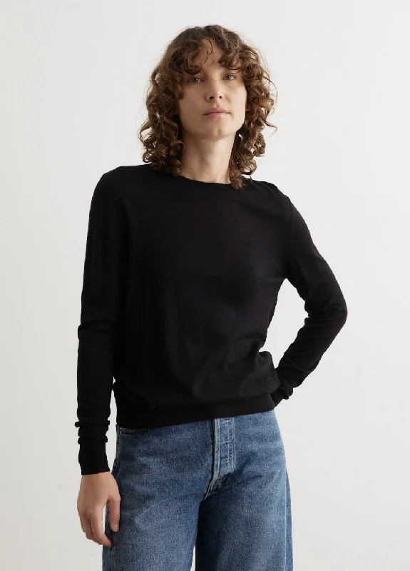 Fine Crew-Neck Knit Women's Evening Apparel