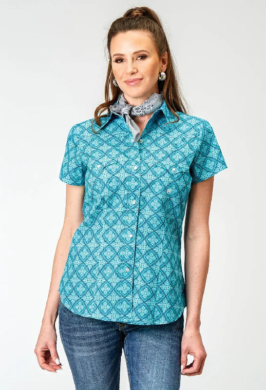 Roper Womens Lake Medallion Blue 100% Cotton S/S Shirt Outfits Ideas