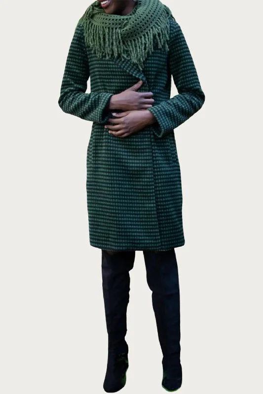 Chester Checked Double-Breasted Coat In Green Dot Women's Transitional Outfit