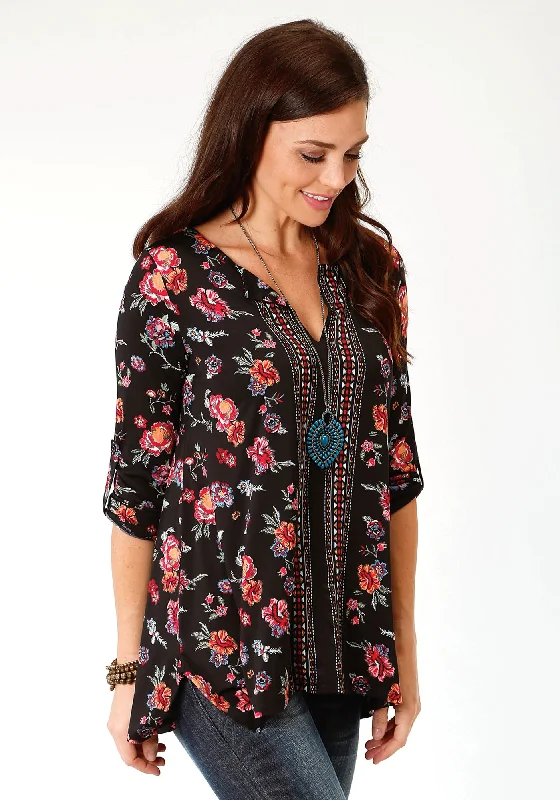 Roper Womens Black Poly/Spandex Shark Bite Floral S/S Tunic Women's Comfortable Clothes For Weekends