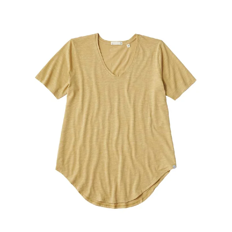 Tasc Womens Longline Boyfriend T-Shirt - Camel Slub Charming Women's Holiday Apparel