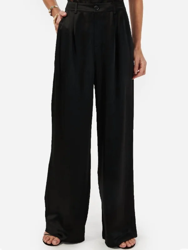 Noura Pants In Black Women's Clothing Sets