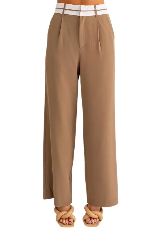 Andi Detail Pleated Wide Leg Pant In Brown Fashionable Women's Clothes