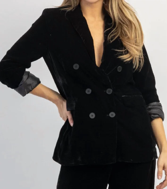 Elton Velvet Peak Lapel Blazer In Black Women's Vintage-Inspired Outfit