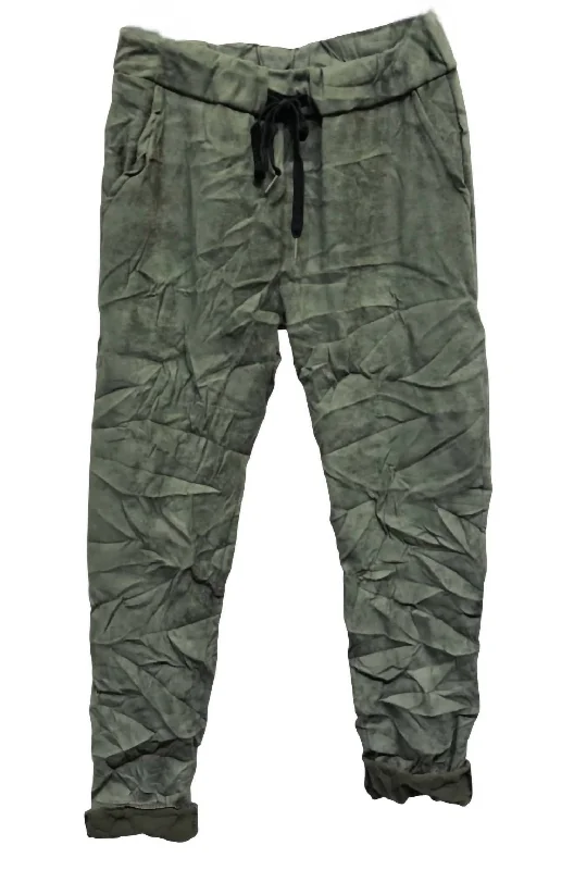 Women's Suede Solid Crinkle Jogger In Army Green Women's Party Clothes