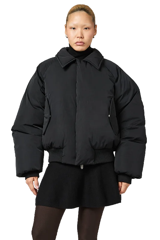 Nylon Aero Coat in Night Women's Professional Clothes